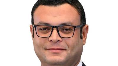 وزير الإسكان: تخصيص قطعة أرض لإقامة مستشفى مركزي سعة 300 سرير بأكتوبر الجديدة