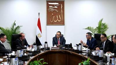 مدبولي يوجه بتشكيل لجنة لمراجعة موقف السيارات التى دخلت البلاد لـ "ذوى الهمم" واستفاد بها غيرهم واتخاذ الإجراءات القانونية الرادعة