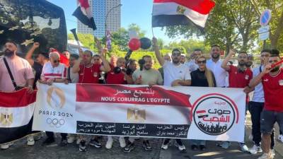 حشد كبير من الجالية المصرية يتوجه لليون لتشجيع المنتخب أمام فرنسا في نصف نهائي أولمبياد باريس