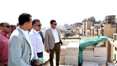 وزير الإسكان يتفقد سير العمل بمشروع ترميم وإعادة تأهيل وتوظيف وكالة قايتباى