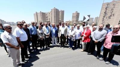 وزير الإسكان يتفقد سير العمل بمحور "عمرو بن العاص" الحر.. والقطاع الأخير لمحور الفريق كمال عامر بمحافظة الجيزة
