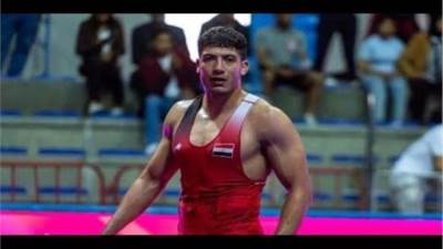 محمد جبر يخسر من بطل إيران ويلعب على برونزية المصارعة