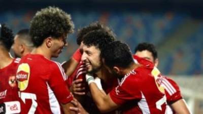 موعد مباراة الأهلى أمام سموحة بالدوري المصري والقناة الناقلة