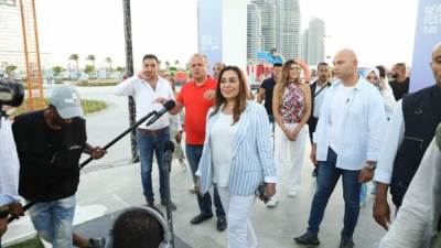 وزيرة التنمية المحلية تتفقد المنطقة الترفيهية الشاطئية بمهرجان العلمين