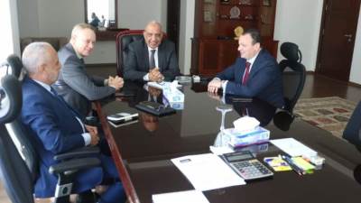 وزير الكهرباء يبحث مع شركة أكوا باور السعودية سبل دعم وتعزيز التعاون