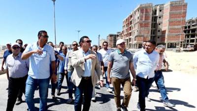 الشربيني يوجه بضغط معدلات التنفيذ.. وتكثيف أعداد العمالة.. لسرعة إنجاز الوحدات وتسليمها للحاجزين 