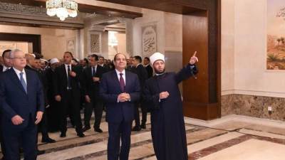 وزير الأوقاف : مصر تتشرف بخدمة القرآن الكريم طوال الزمان .. ومصحف مصر هدية من أرض الكنانة مصر إلى العالم