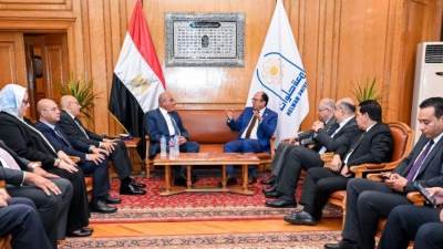 رئيس الهيئة العربية للتصنيع ورئيس جامعة حلوان يبحثان سبل تنفيذ المشروعات البحثية والإبتكارات الطلابية لتلبية احتياجات كافة القطاعات الصناعية 