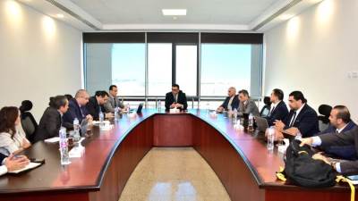 وزير الإسكان يستعرض خطط شركات التسويق العقاري لتسويق المشروعات السكنية بالمدن الجديدة