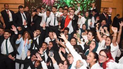 الأكاديمية العربية للعلوم "فرع شيراتون" تفوز بمسابقة إيناكتس المحلية وتحمل أمل مصر في لقب ثامن بـ"كأس العالم"