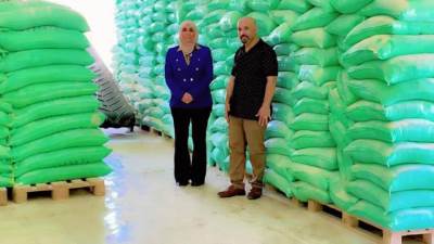 محافظة الجيزة تضبط مطحن تصرف في ٢٠١٩ شيكارة دقيق بلدي مدعم بالحوامدية وإتخاذ الإجراءات القانونية حياله