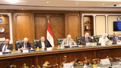 جهود مكثفة لتسهيل إجراءات السفر والوصول بالمطارات المصرية 