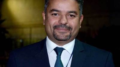 "الطيار شريف خليل" مساعدًا لرئيس مجلس إدارة الشركة القابضة لمصر للطيران