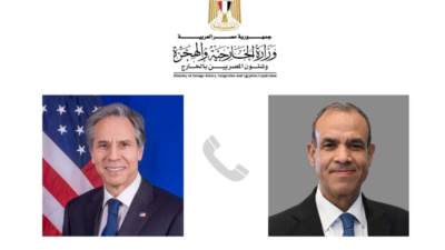وزير الخارجية والهجرة يتلقى اتصالاً هاتفياً من نظيره الأمريكي