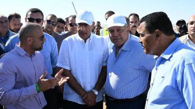 مدبولي يوجه بعرض خطة تسليم الأراضي البديلة عليه يومياً.. وتحديد ملكية كل مستحق