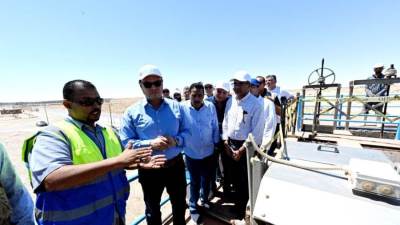 الشربيني يوجه مسئولى الهيئة القومية بوضع جداول زمنية مضغوطة لتدارك التأخير فى أعمال توسعات المحطة