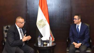 وزير الاستثمار يلتقى محافظ جنوب سيناء لاستعراض فرص ومقومات الاستثمار بالمحافظة في مختلف القطاعات الإنتاجية والخدمية