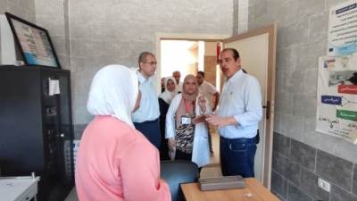نائب وزير الصحة يتفقد 3 منشآت طبية في محافظة المنيا