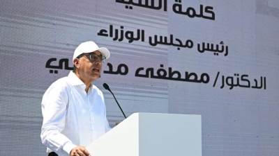 رئيس الوزراء: كورنيش عالمي بمدينة العلمين متاح لجميع المواطنين.. والمدينة بها كل الخدمات