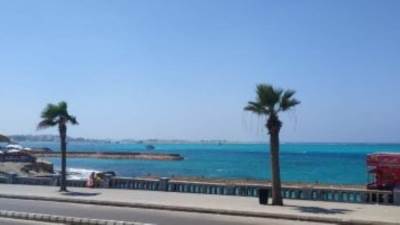 طقس اليوم حار رطب نهارا على أغلب الأنحاء والعظمى بالقاهرة 36 درجة