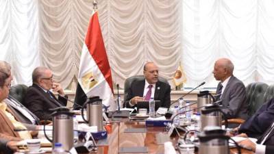 وزير العمل :زيادة الحد الأدنى لإعانات الطوارئ للعاملين من 600 إلى 1500 جنيه تنفيذًا لتوجيهات الرئيس السيسي