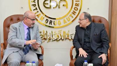 رئيس هيئة الدواء يلتقي أعضاء منظمة الصحة العالمية " مكتب مصر"