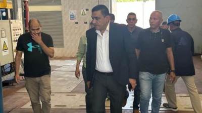 مسئولو " الإسكان " يتفقدون محطة تنقية مياه الشرب بمدينة الشيخ زايد وتوسعاتها بطاقة ٥٧٥ ألف م٣/يوم