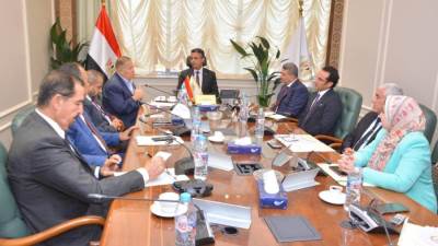 وزير التموين يلتقي برئيس اتحاد المستثمرين لجذب مزيد من الإستثمارات وسبل تشجيع مشاركة القطاع الخاص