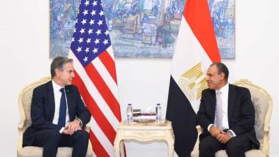 وزير الخارجية ونظيره الأمريكي يستعرضان تطورات الأوضاع في غزة