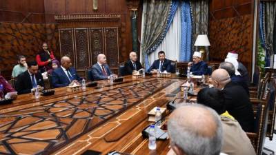 شيخ الأزهر ووزير الرياضة يستقبلان وفد اتحاد الكشافة المسلم المشاركين في المؤتمر العالمي للكشافة