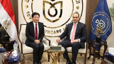 رئيس هيئة الرعاية الصحية يلتقي المدير الإقليمي لشركة فوجي فيلم لمنطقة الشرق الأوسط وأفريقيا