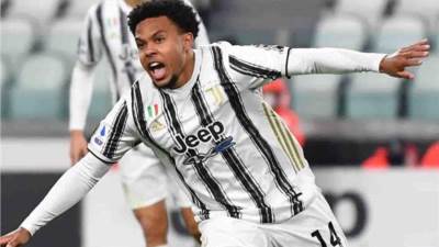 رسميا.. يوفنتوس يجدد عقد ماكيني حتى 2026