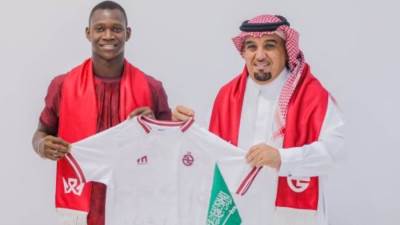 الخلود السعودي يعلن رسميًا ضم أليو ديانج من الأهلي حتى صيف 2025