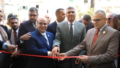 محافظ الجيزة يفتتح أول فرع مكتب توثيق شهر عقاري ببولاق الدكرور 