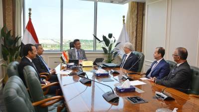 وزير التموين يجتمع برئيس شعبة الذهب رئيس البورصة للسلع لبحث التعاون