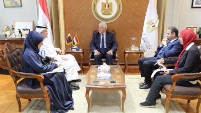 وزير التعليم العالي يبحث مع السفير القطري سبل التعاون المشترك بين البلدين