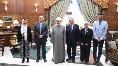 شيخ الأزهر: التعليم هو المخرج لما يمر به عالمنا العربي والإسلامي من تحديات ومصاعب