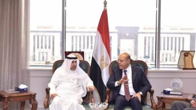 وزير العمل يلتقى وفدًا من اللجنة العمالية المشتركة المصرية الكويتية