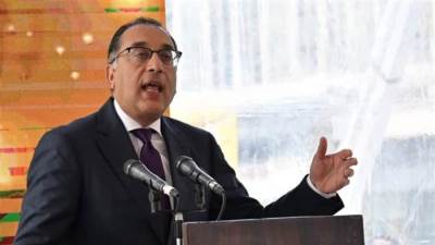 رئيس الوزراء: لا نتدخل فى سعر الصرف ونتركه طبقاً لآليات العرض والطلب