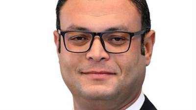 وزير الإسكان : سحب قطعة أرض بمساحة 38 فدانا بالقاهرة الجديدة