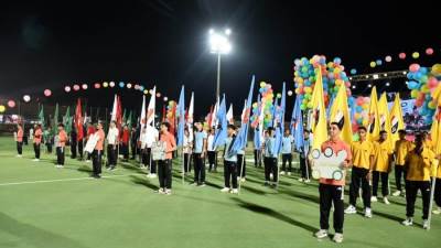 وزير الشباب والرياضة ومحافظ بورسعيد يطلقا شعلة بطولة الجمهورية للشركات