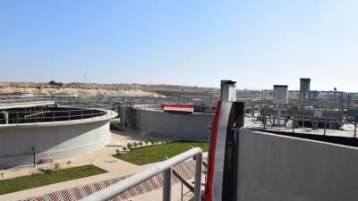 نائب وزير الإسكان يتابع موقف تقديم خدمات الصرف الصحي والمبادرات الجاري تنفيذها بمحافظة الإسكندرية.. وخطط الاستفادة من المنح المتاحة 