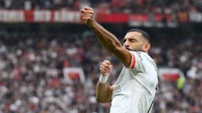 رابطة الدوري الإنجليزي تتغنى بسجل محمد صلاح التهديفي أمام مانشستر يونايتد