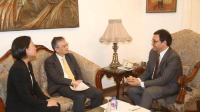 وزير الثقافة يستقبل سفير اليابان في القاهرة لبحث تكثيف التعاون في المجالات الثقافية