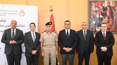 وزير الإسكان يشهد توقيع بروتوكول تعاون بشأن تدوير مخلفات البناء والهدم ونواتج الحفر بالمدن الجديدة