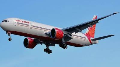 نيودلهي: طائرة تابعة لطيران الهند تتلقى تهديدًا بوجود قنبلة