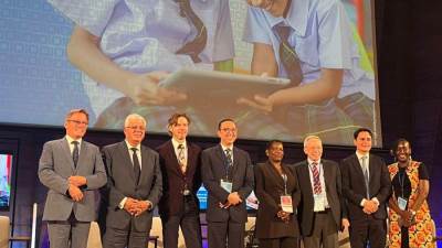 وزير التعليم يستعرض التجربة الرائدة لبنك المعرفة المصري خلال مشاركته بمؤتمر "أسبوع التعلم الرقمي 2024"