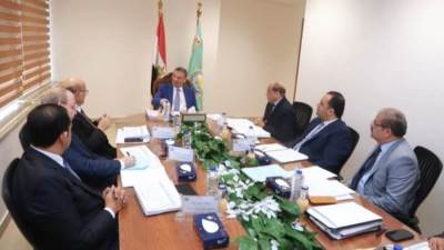 وزير الزراعة يترأس اجتماع مجلس إدارة الاصلاح الزراعي وصندوق الأراضي