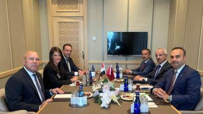 "المشاط" تلتقي وزيري النقل والبنية التحتية والمالية والخزانة بتركيا