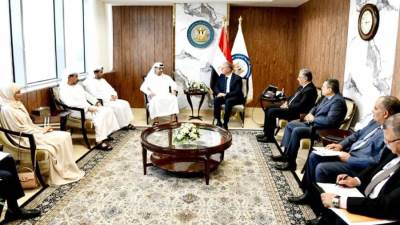 وزير البترول يبحث مع وفد شركة "مبادلة" الإماراتية توسيع الاستثمارات في مصر